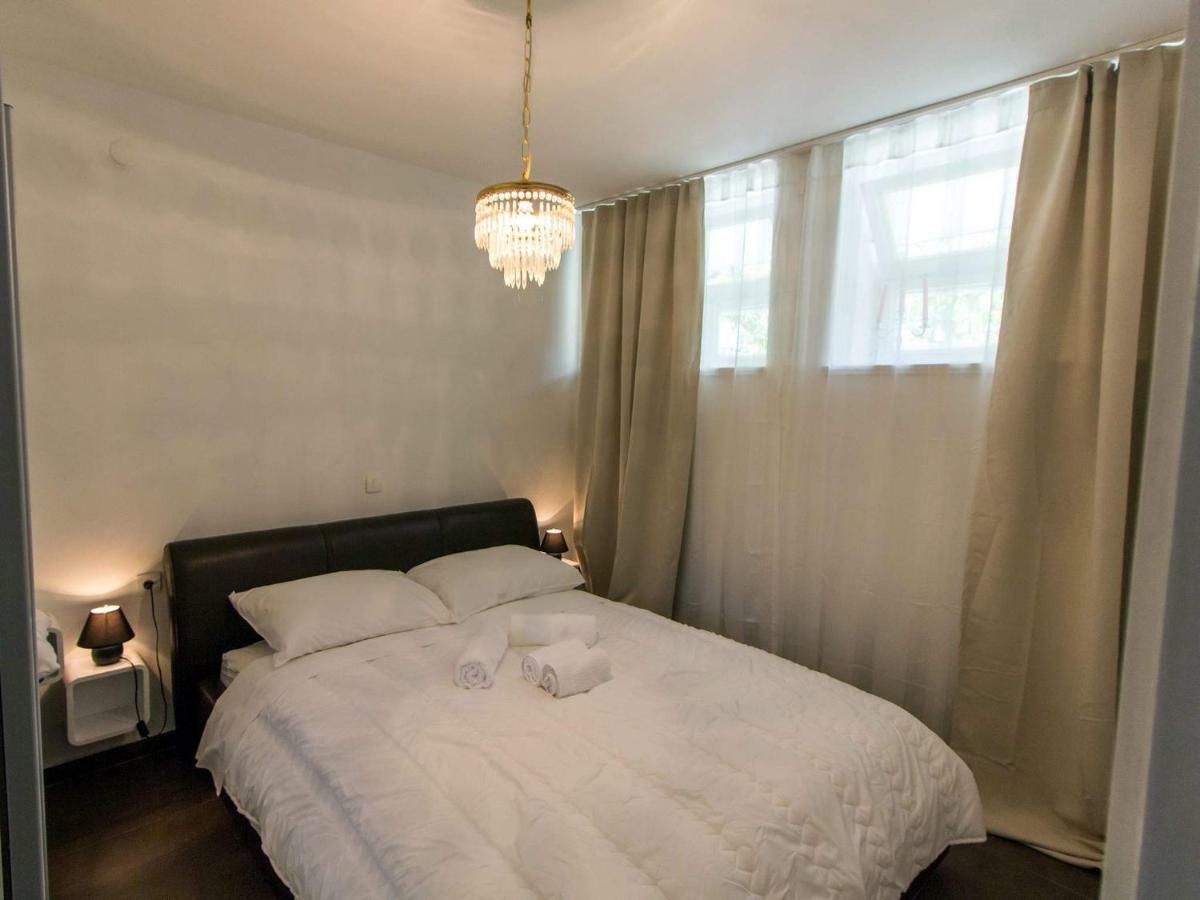 Roli Hotell Zadar Eksteriør bilde
