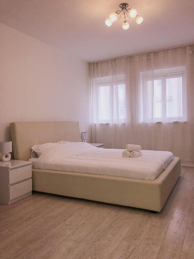 Roli Hotell Zadar Eksteriør bilde